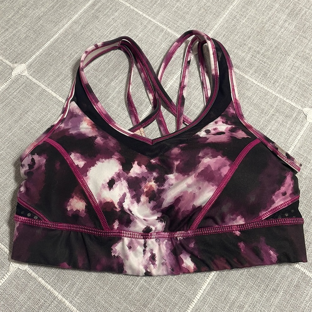 Lululemon pink strappy sports bra